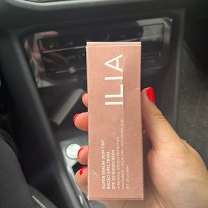 Ilia super serum skin tint broad-spectrum SPF 40 sunscreen